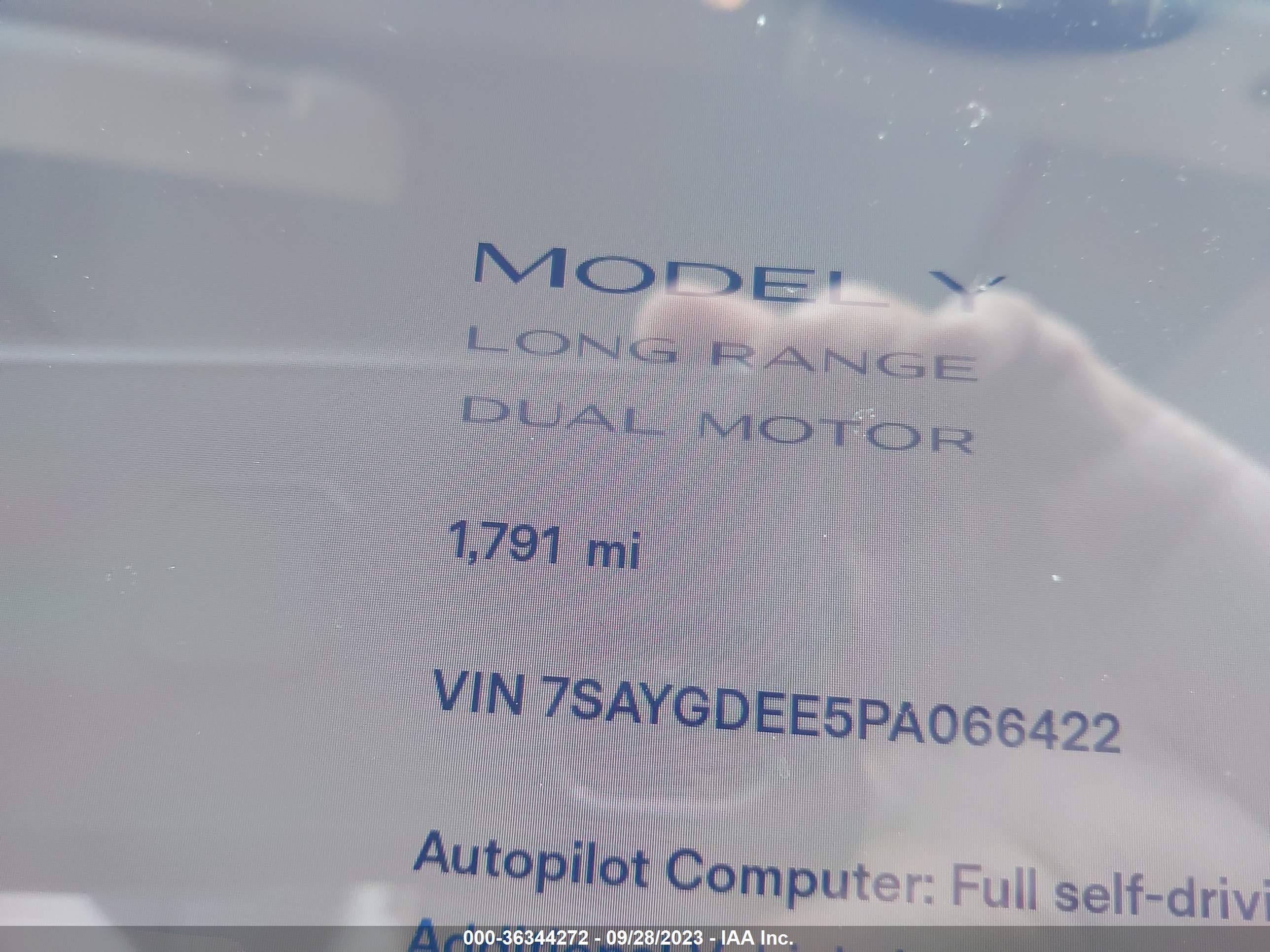 Photo 6 VIN: 7SAYGDEE5PA066422 - TESLA MODEL Y 