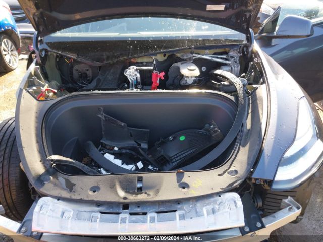 Photo 9 VIN: 7SAYGDEE5PA070423 - TESLA MODEL Y 