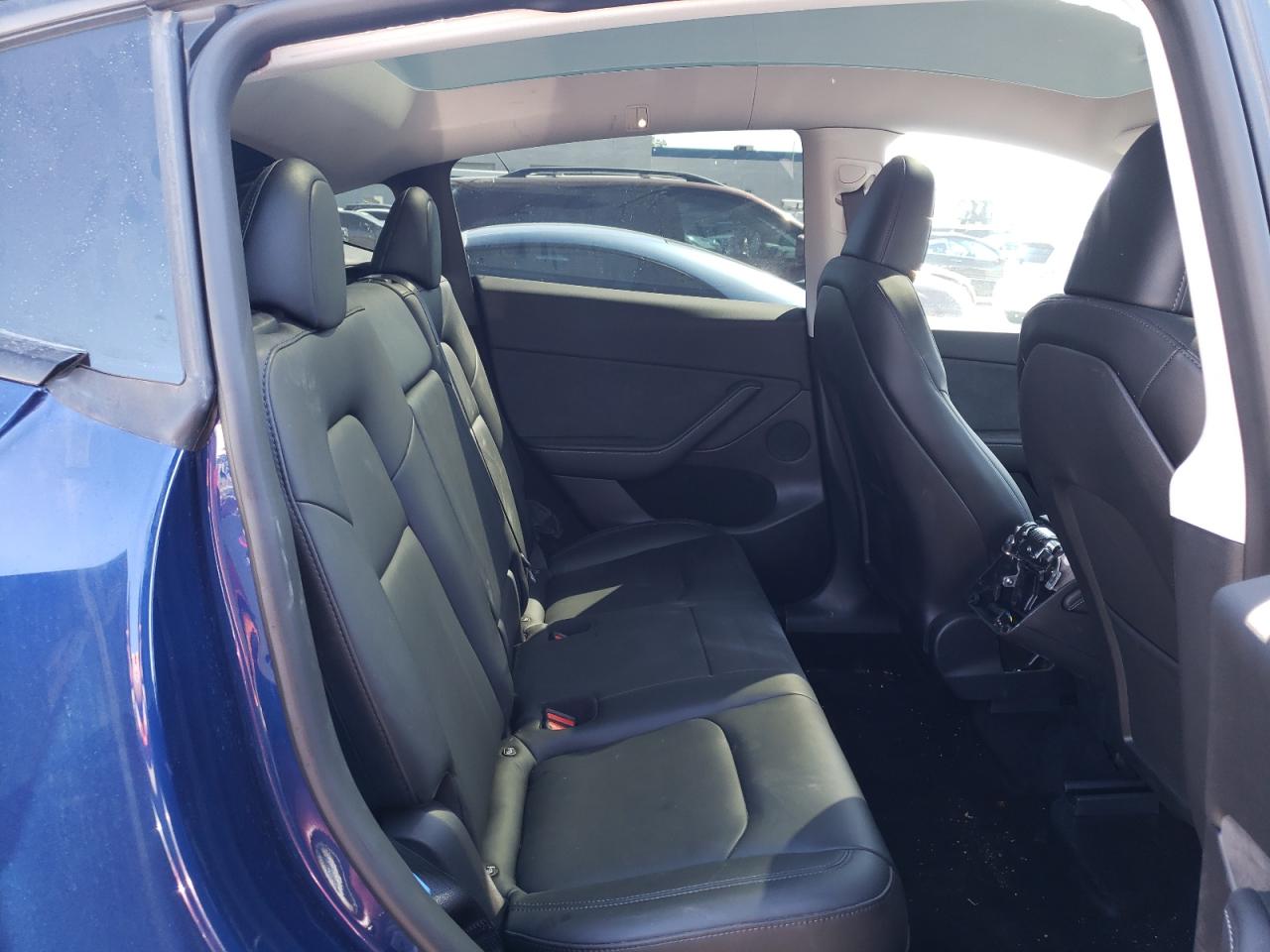 Photo 9 VIN: 7SAYGDEE5PA078067 - TESLA MODEL Y 