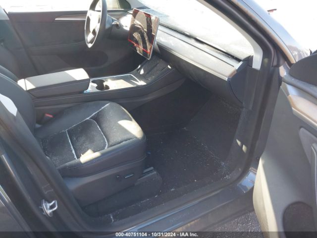 Photo 4 VIN: 7SAYGDEE5PA106501 - TESLA MODEL Y 