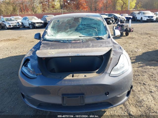 Photo 5 VIN: 7SAYGDEE5PA106501 - TESLA MODEL Y 