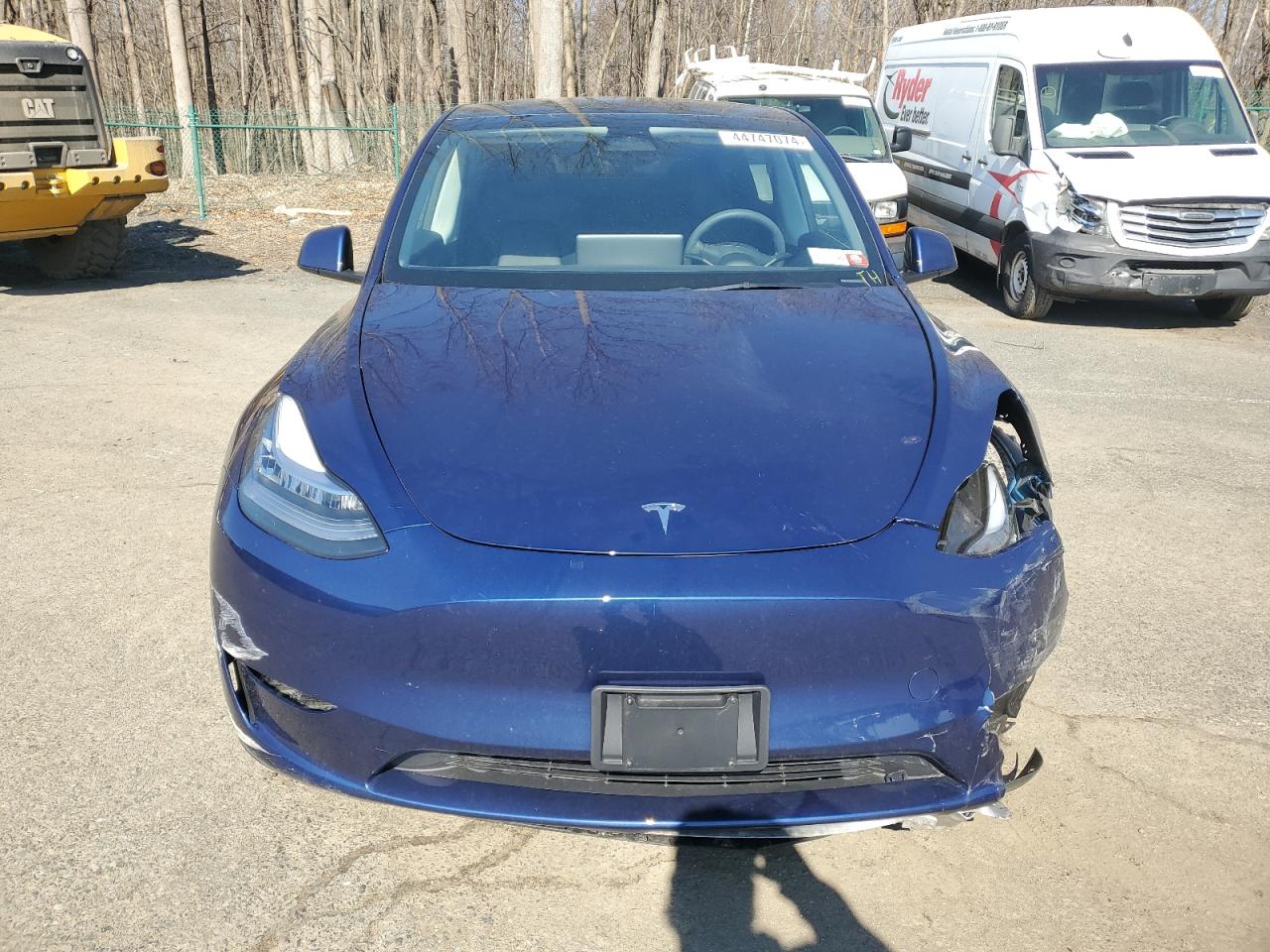 Photo 4 VIN: 7SAYGDEE5PA111374 - TESLA MODEL Y 