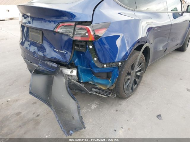 Photo 5 VIN: 7SAYGDEE5PA122567 - TESLA MODEL Y 