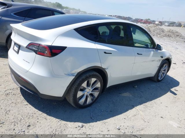 Photo 3 VIN: 7SAYGDEE5PA161854 - TESLA MODEL Y 