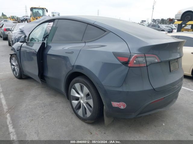 Photo 2 VIN: 7SAYGDEE5PA211538 - TESLA MODEL Y 