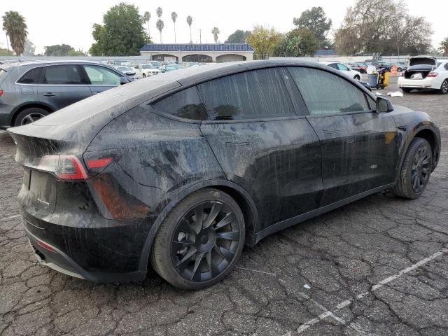 Photo 2 VIN: 7SAYGDEE5PF625020 - TESLA MODEL Y 