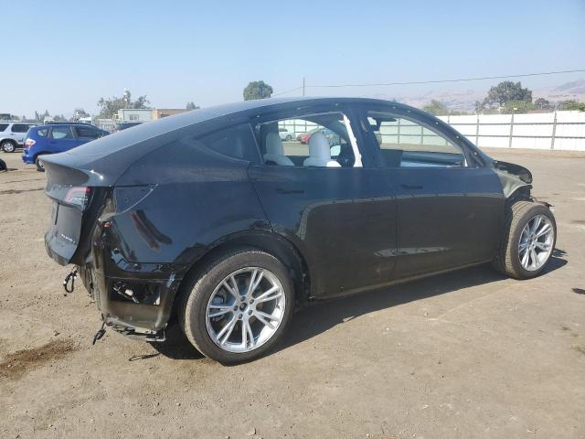 Photo 2 VIN: 7SAYGDEE5PF631125 - TESLA MODEL Y 