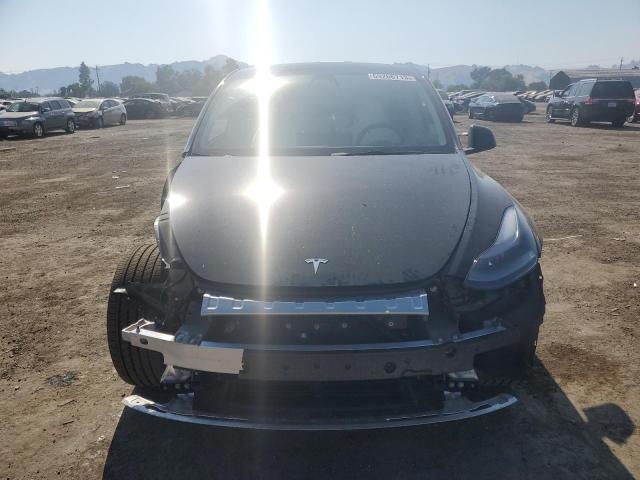 Photo 4 VIN: 7SAYGDEE5PF631125 - TESLA MODEL Y 