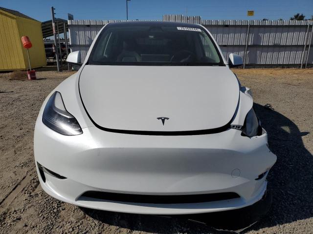 Photo 4 VIN: 7SAYGDEE5PF748736 - TESLA MODEL Y 