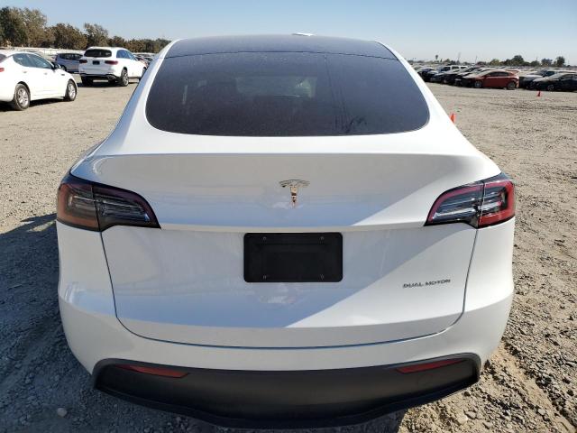 Photo 5 VIN: 7SAYGDEE5PF748736 - TESLA MODEL Y 