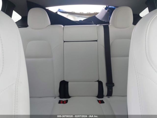 Photo 7 VIN: 7SAYGDEE5PF806618 - TESLA MODEL Y 