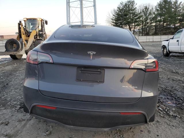 Photo 5 VIN: 7SAYGDEE5PF832426 - TESLA MODEL Y 