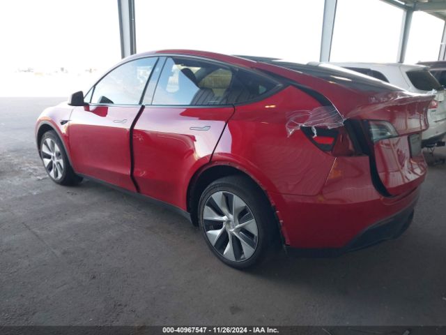 Photo 2 VIN: 7SAYGDEE5PF839148 - TESLA MODEL Y 