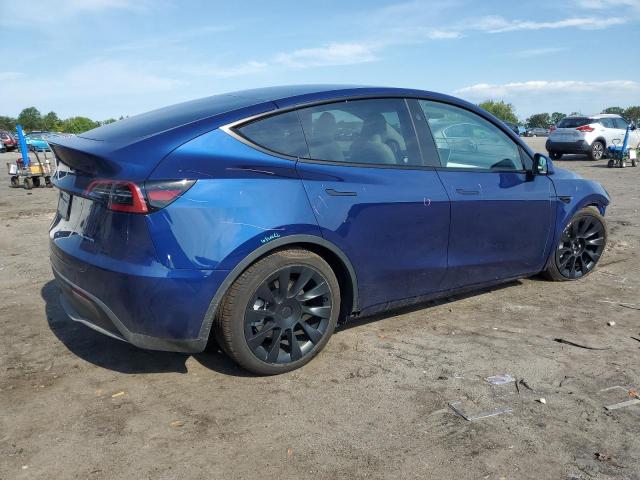 Photo 2 VIN: 7SAYGDEE5PF910400 - TESLA MODEL Y 