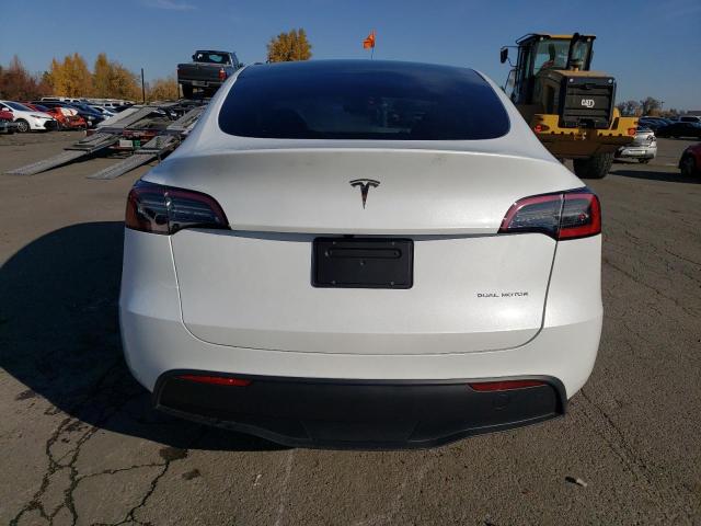 Photo 5 VIN: 7SAYGDEE5PF918352 - TESLA MODEL Y 