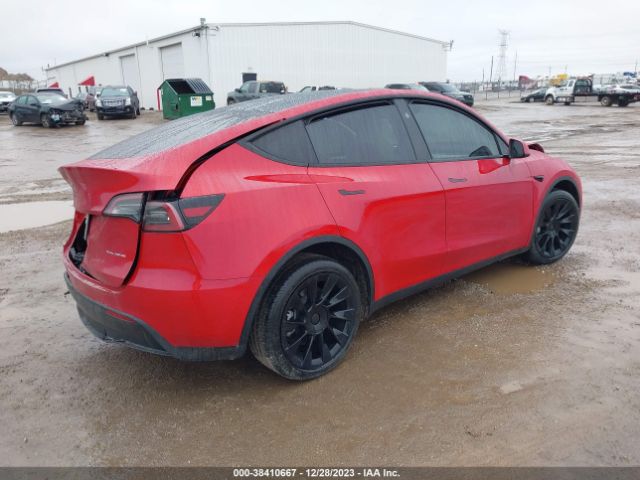 Photo 3 VIN: 7SAYGDEE5PF921221 - TESLA MODEL Y 