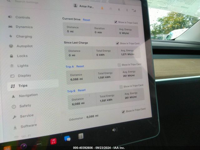 Photo 6 VIN: 7SAYGDEE5RA274514 - TESLA MODEL Y 