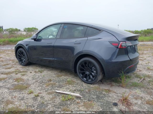 Photo 2 VIN: 7SAYGDEE5RA289207 - TESLA MODEL Y 