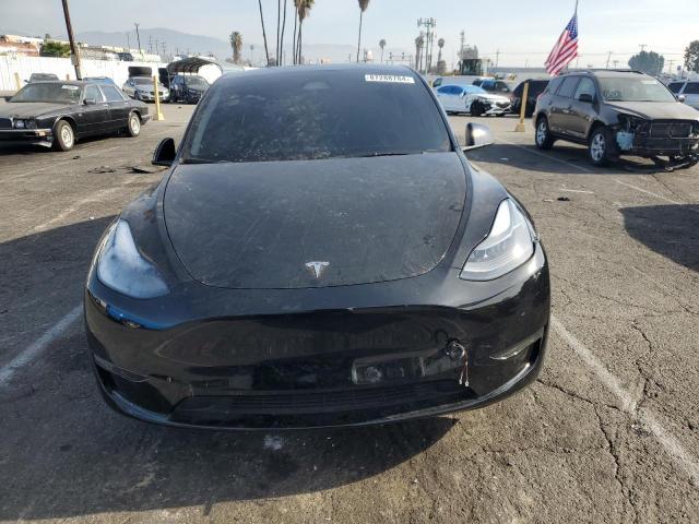 Photo 4 VIN: 7SAYGDEE5RF060707 - TESLA MODEL Y 