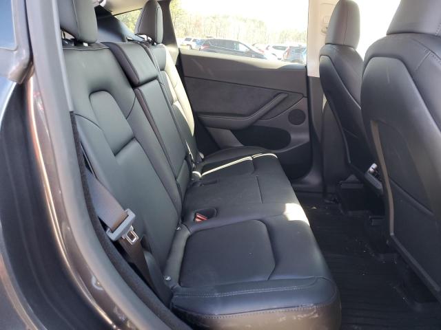 Photo 10 VIN: 7SAYGDEE5RF084392 - TESLA MODEL Y 