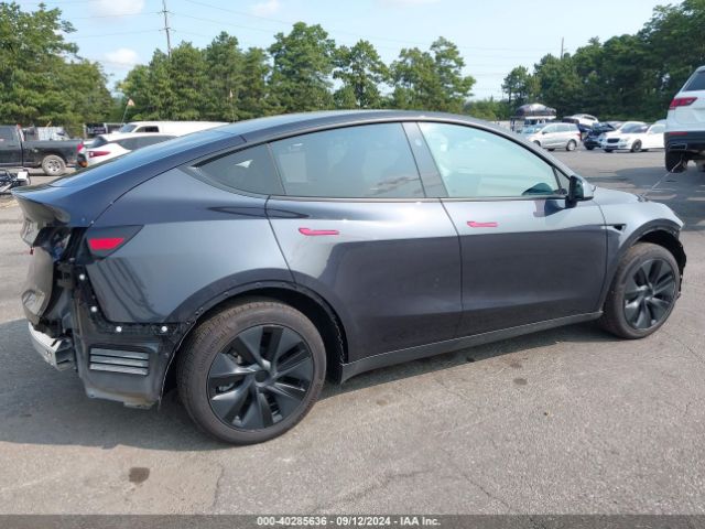 Photo 3 VIN: 7SAYGDEE5RF132229 - TESLA MODEL Y 