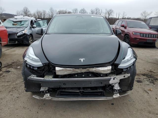 Photo 4 VIN: 7SAYGDEE6NF337133 - TESLA MODEL Y 