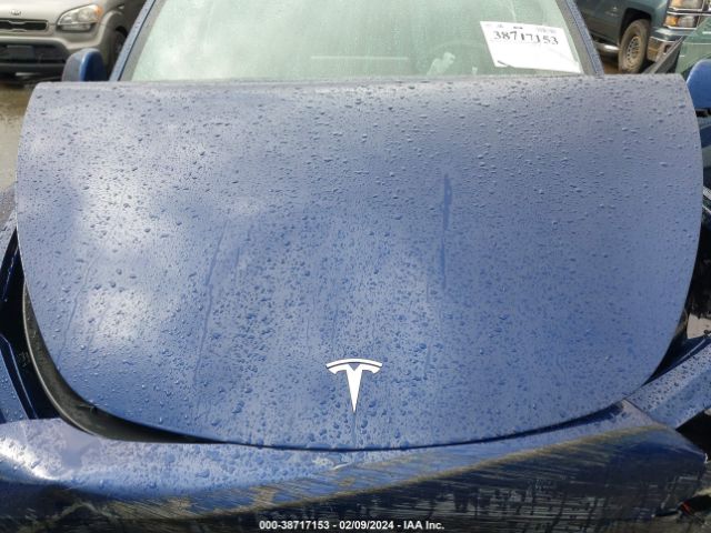 Photo 9 VIN: 7SAYGDEE6NF344812 - TESLA MODEL Y 