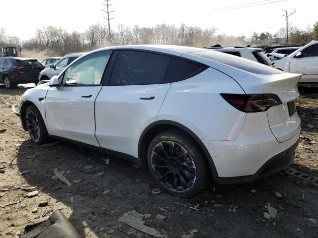 Photo 1 VIN: 7SAYGDEE6NF385876 - TESLA MODEL Y 