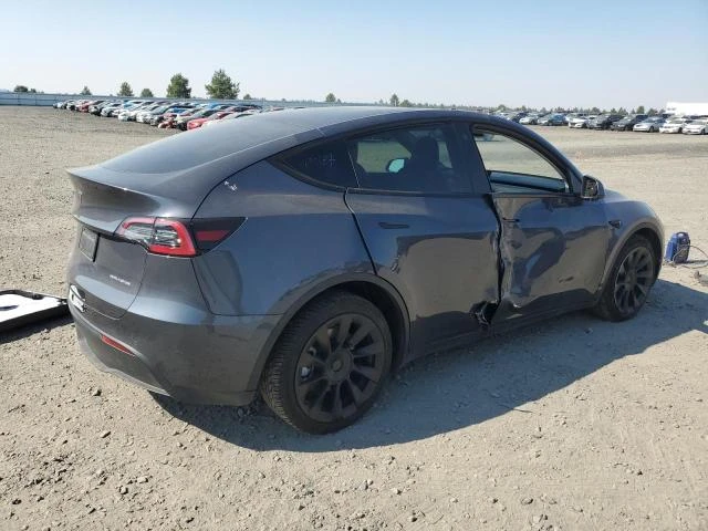 Photo 2 VIN: 7SAYGDEE6NF386672 - TESLA MODEL Y 