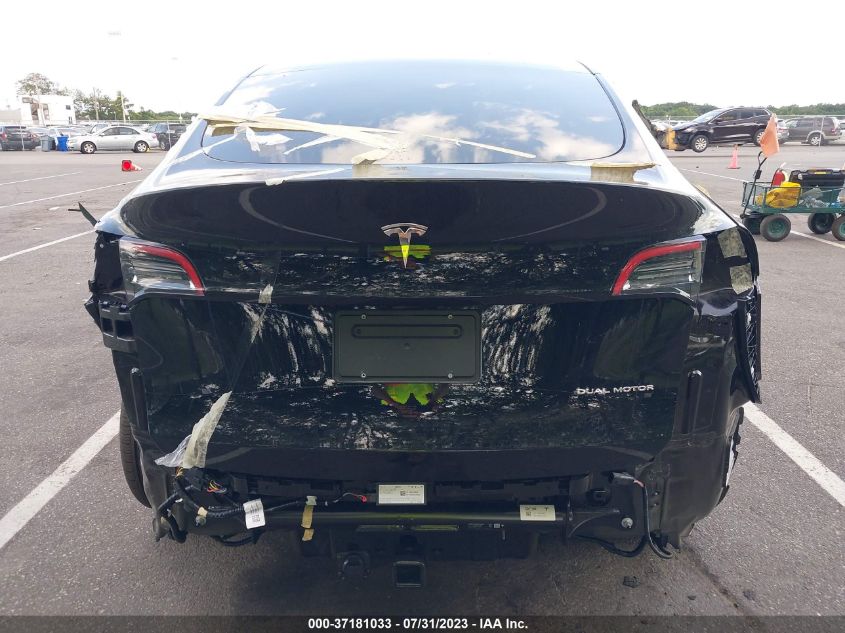 Photo 13 VIN: 7SAYGDEE6NF450905 - TESLA MODEL Y 