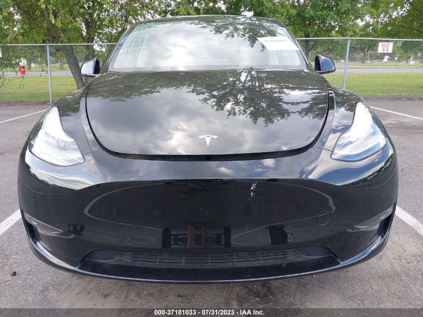 Photo 9 VIN: 7SAYGDEE6NF450905 - TESLA MODEL Y 