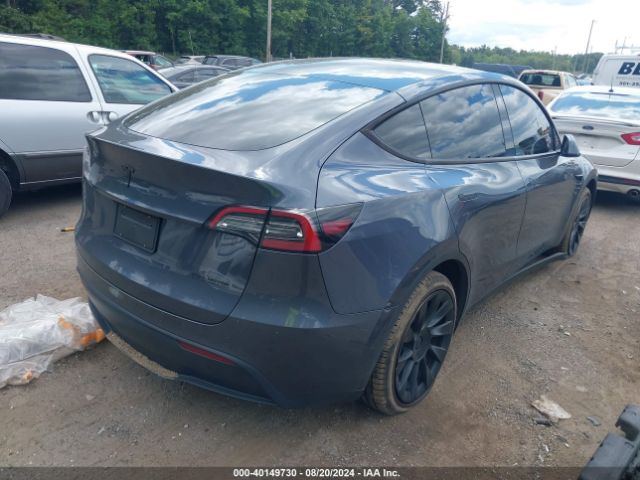 Photo 3 VIN: 7SAYGDEE6NF481409 - TESLA MODEL Y 