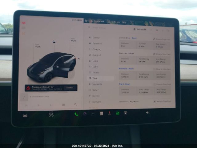 Photo 6 VIN: 7SAYGDEE6NF481409 - TESLA MODEL Y 