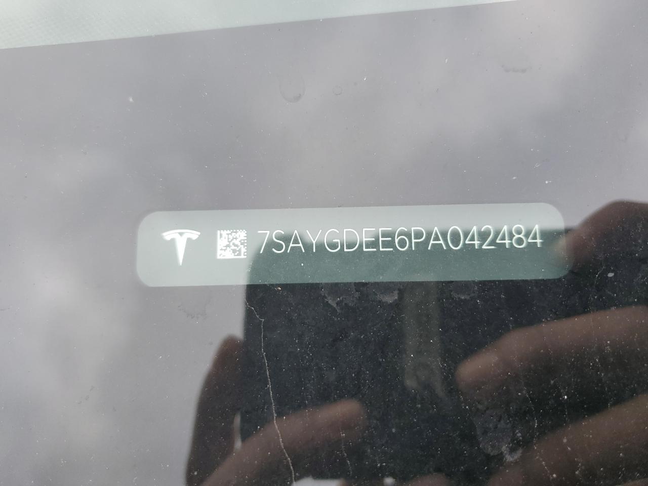 Photo 11 VIN: 7SAYGDEE6PA042484 - TESLA MODEL Y 