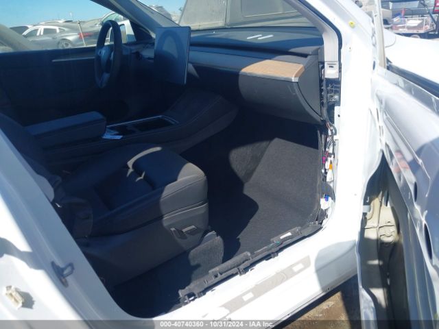 Photo 4 VIN: 7SAYGDEE6PA054473 - TESLA MODEL Y 