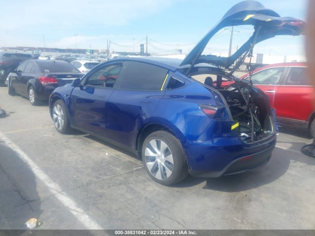 Photo 2 VIN: 7SAYGDEE6PA065957 - TESLA MODEL Y 