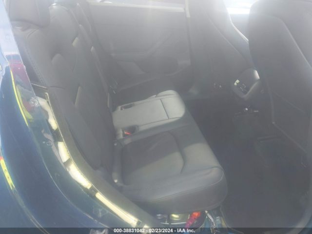 Photo 7 VIN: 7SAYGDEE6PA065957 - TESLA MODEL Y 