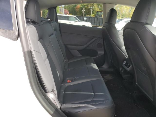 Photo 9 VIN: 7SAYGDEE6PA077249 - TESLA MODEL Y 