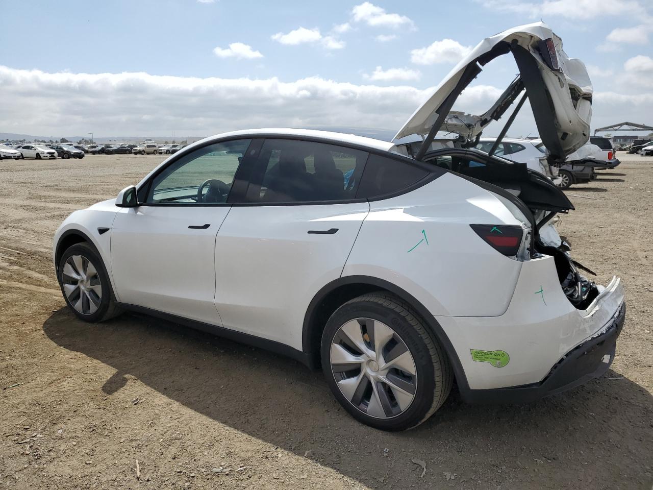 Photo 1 VIN: 7SAYGDEE6PA086369 - TESLA MODEL Y 