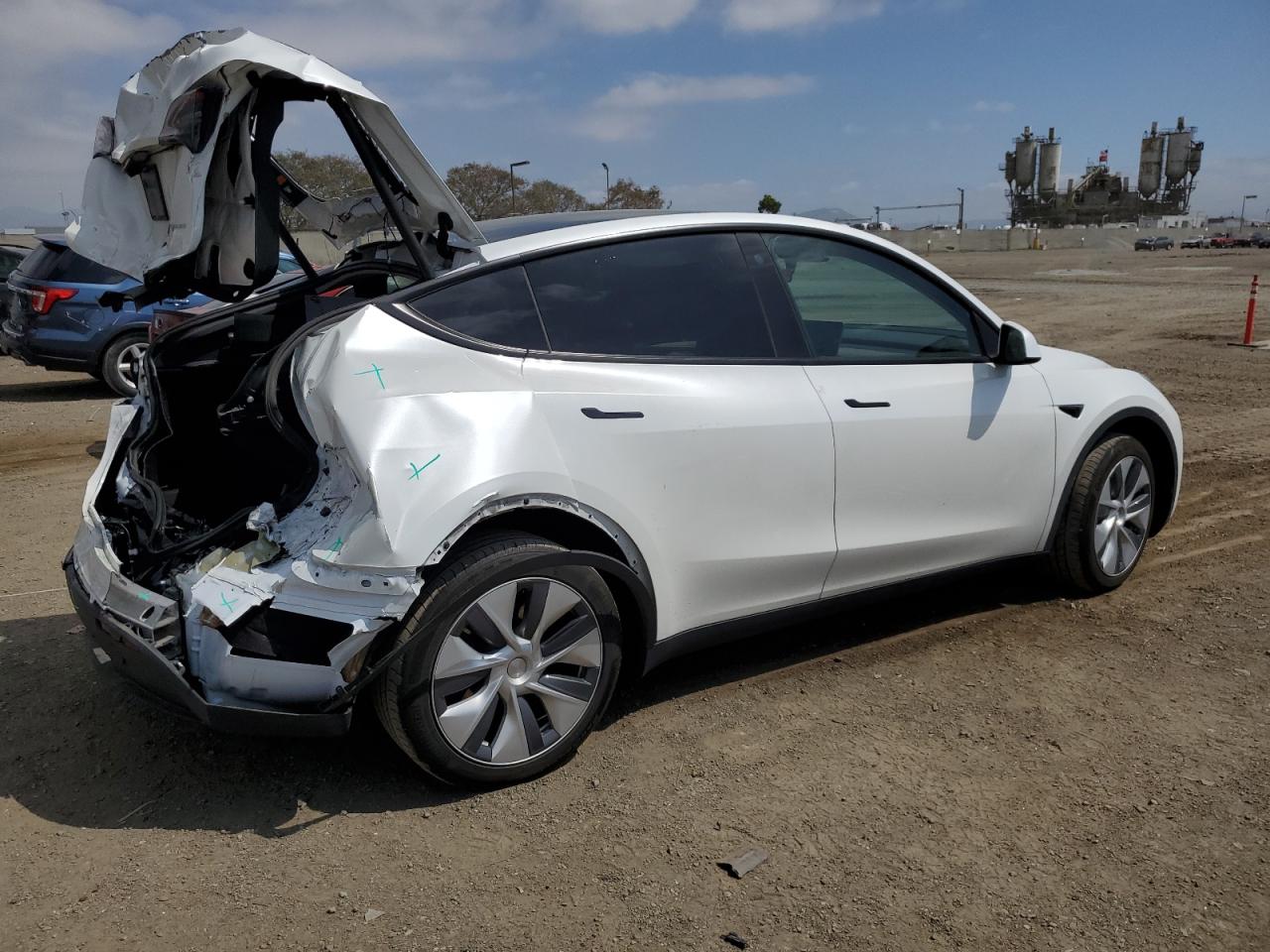 Photo 2 VIN: 7SAYGDEE6PA086369 - TESLA MODEL Y 