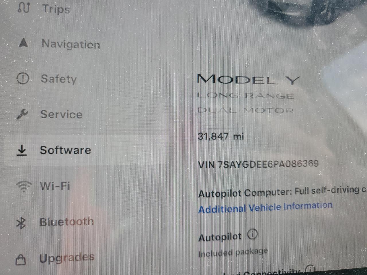 Photo 8 VIN: 7SAYGDEE6PA086369 - TESLA MODEL Y 