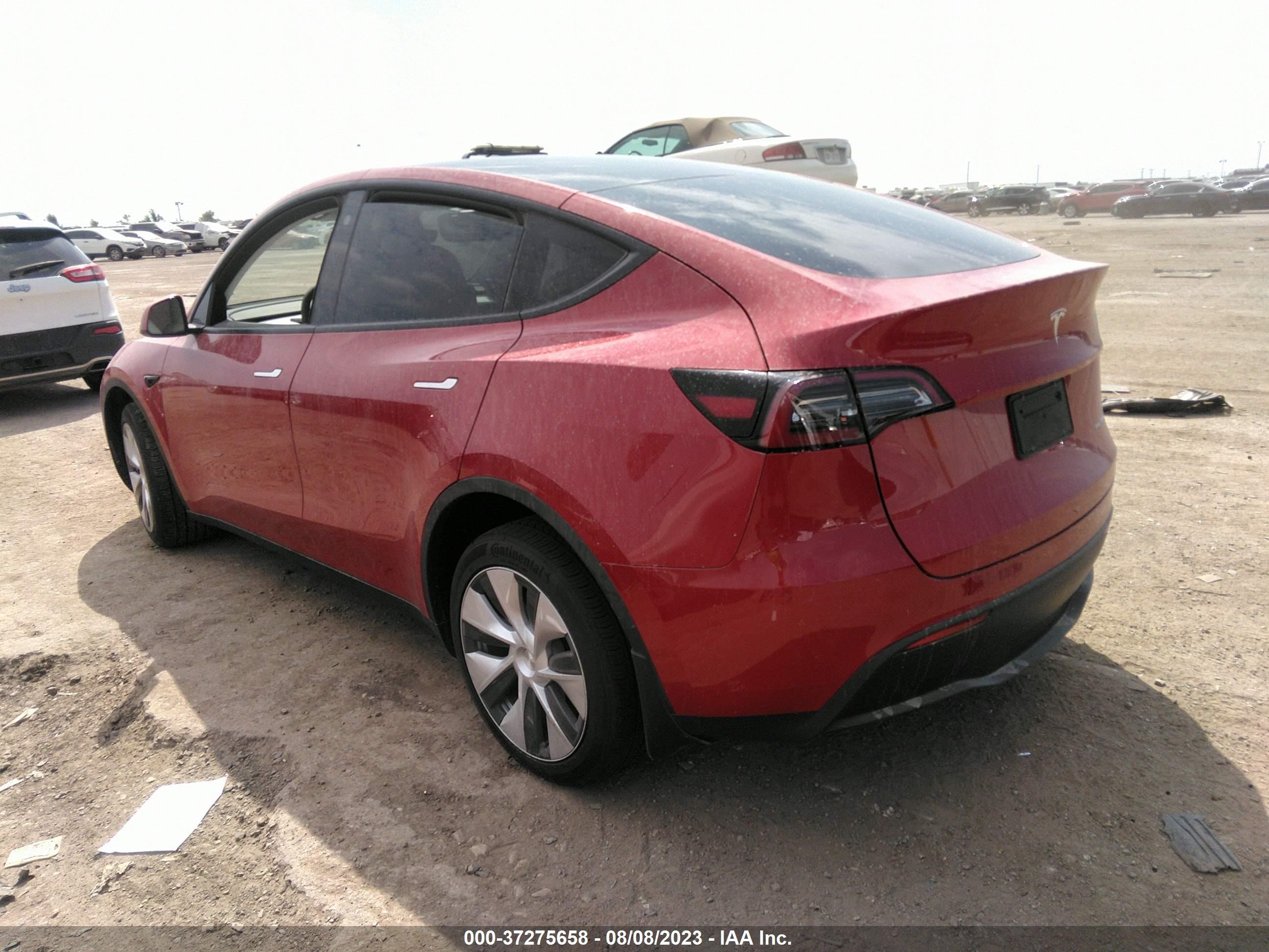 Photo 2 VIN: 7SAYGDEE6PA090518 - TESLA MODEL Y 