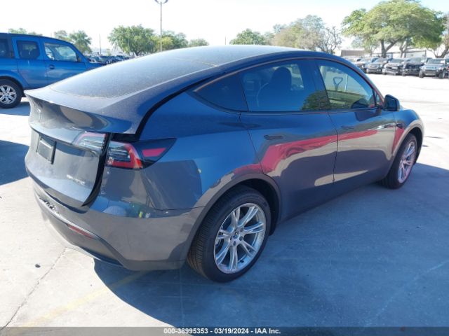 Photo 3 VIN: 7SAYGDEE6PA172586 - TESLA MODEL Y 