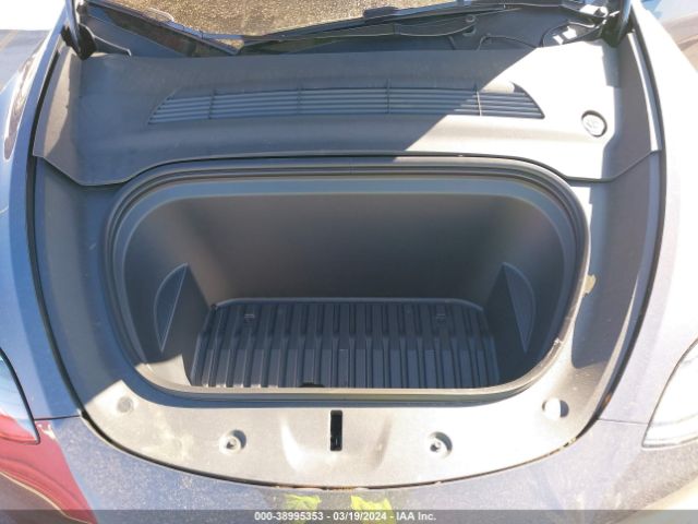 Photo 9 VIN: 7SAYGDEE6PA172586 - TESLA MODEL Y 