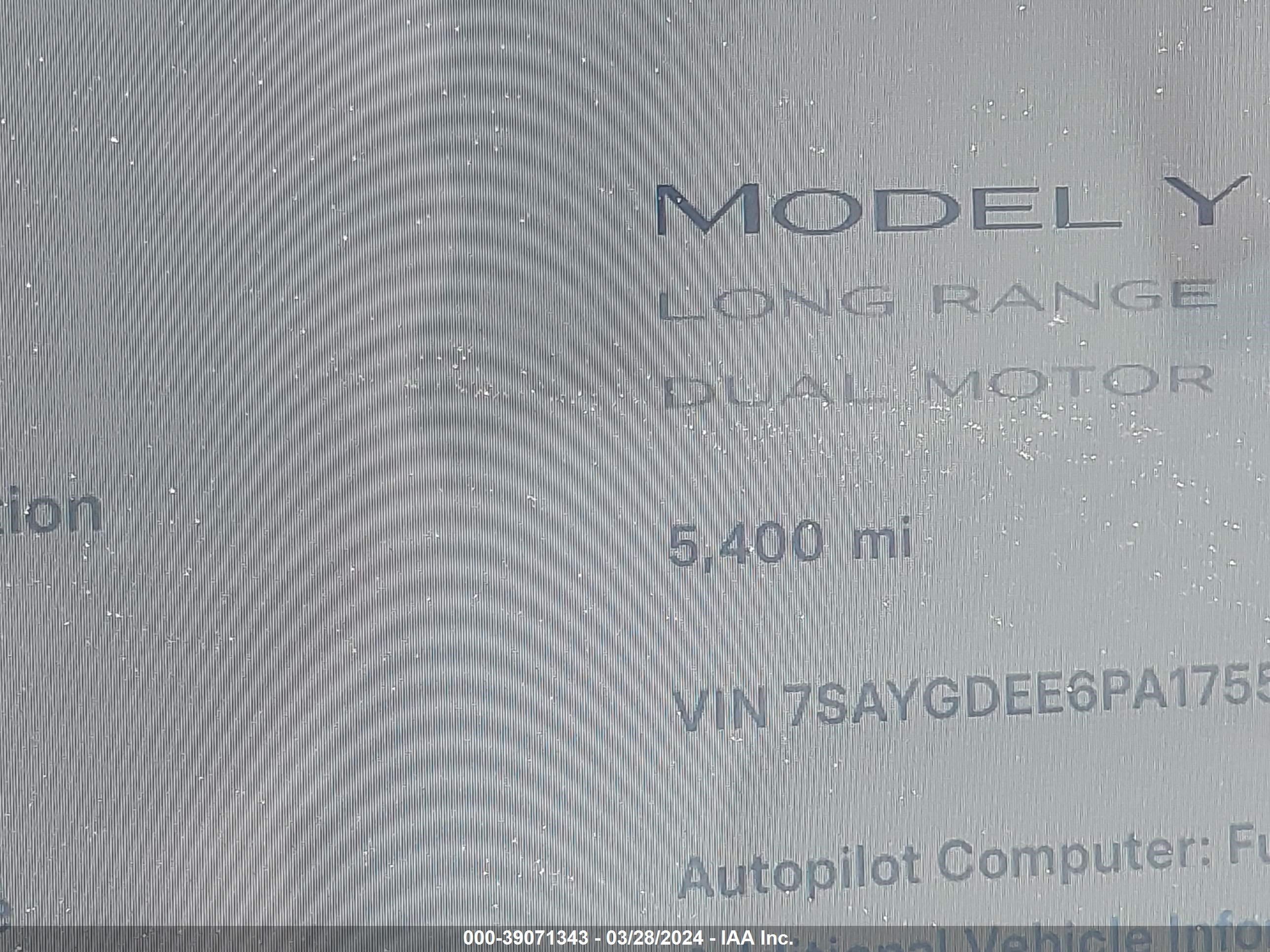 Photo 14 VIN: 7SAYGDEE6PA175522 - TESLA MODEL Y 