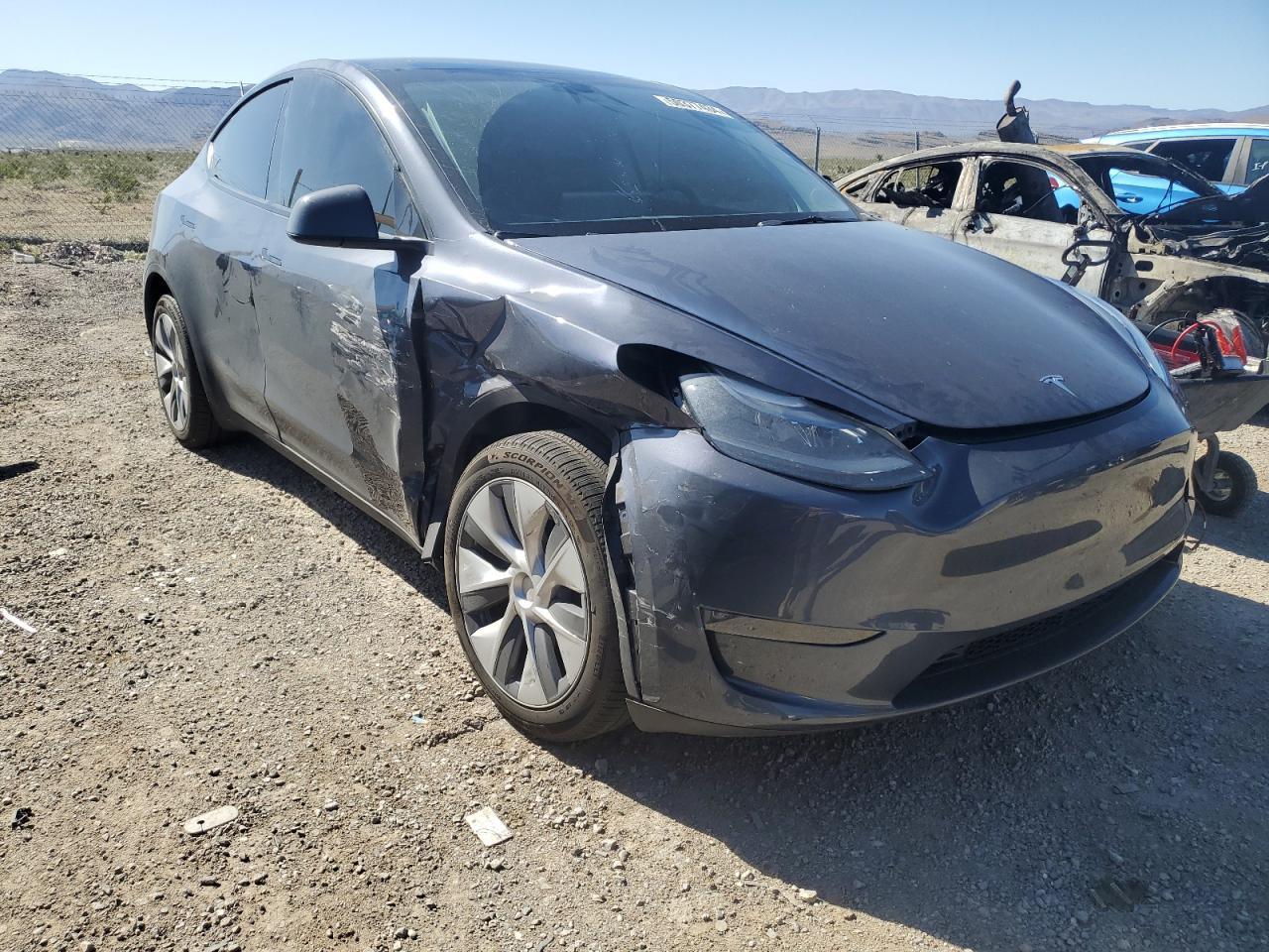 Photo 3 VIN: 7SAYGDEE6PA187749 - TESLA MODEL Y 