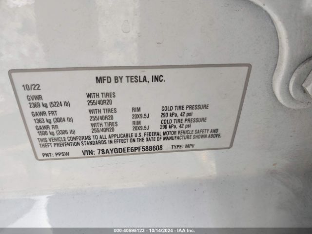 Photo 8 VIN: 7SAYGDEE6PF588608 - TESLA MODEL Y 