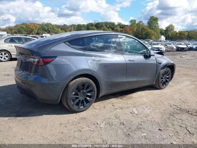 Photo 3 VIN: 7SAYGDEE6PF598653 - TESLA MODEL Y 