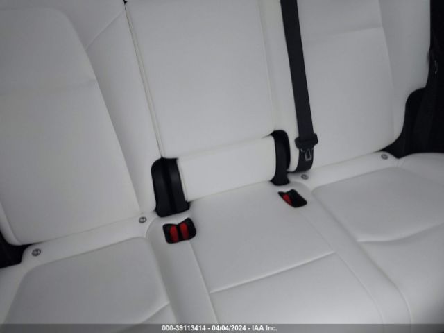 Photo 7 VIN: 7SAYGDEE6PF612311 - TESLA MODEL Y 