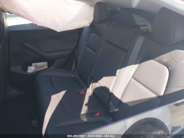 Photo 7 VIN: 7SAYGDEE6PF628914 - TESLA MODEL Y 